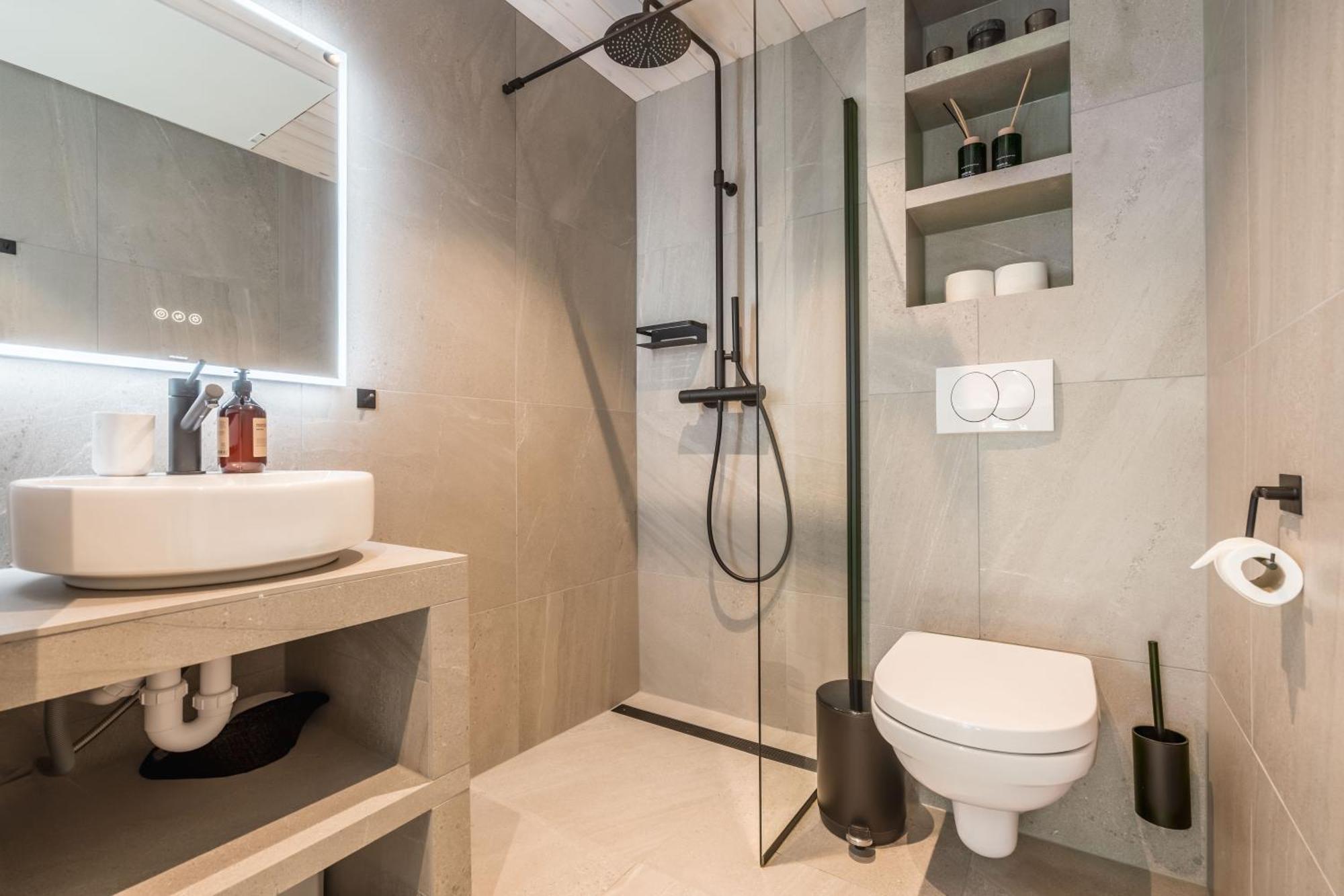 New And Modern Apartment In ヘニングスヴァール エクステリア 写真